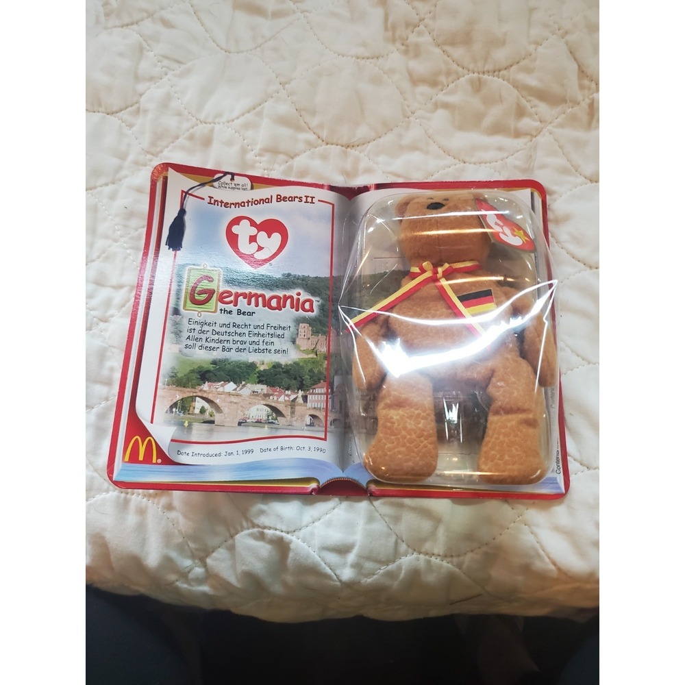 Germania the Bear Ty Beanie Baby NEW! Retired International Bears II 2000 Sealed